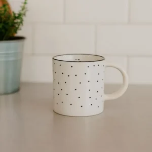 Taza de puntitos
